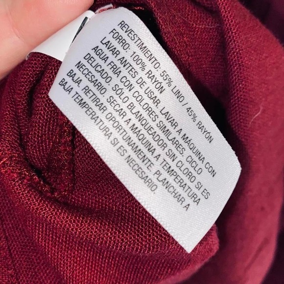 Burgundy red maxi dress with V-neck - Picture 6 of 7